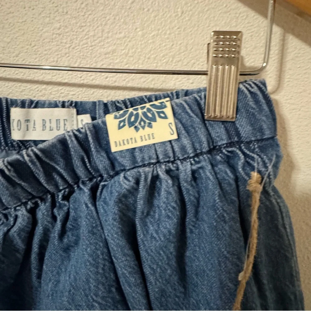 Dakota Blue Denim Bubble Hem Mini Skirt Medium Stonewash Lined NWT-Small